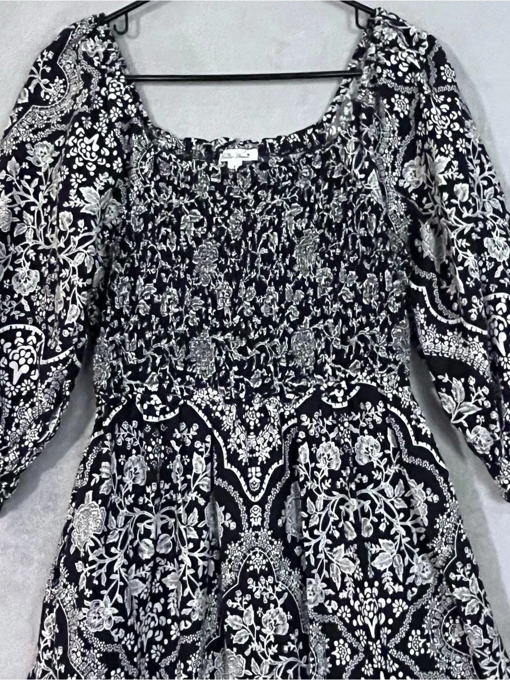 The Pioneer Woman Black White Floral Smocked Midi Dress Milkmaid Boho - Picture 2 of 9